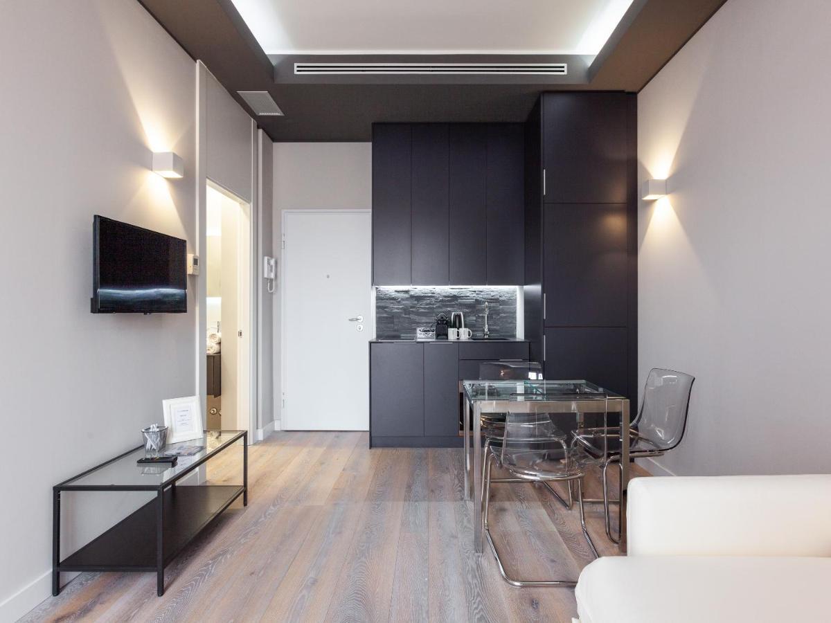 Easyhomes-City Centre Suites Mailand Exterior foto